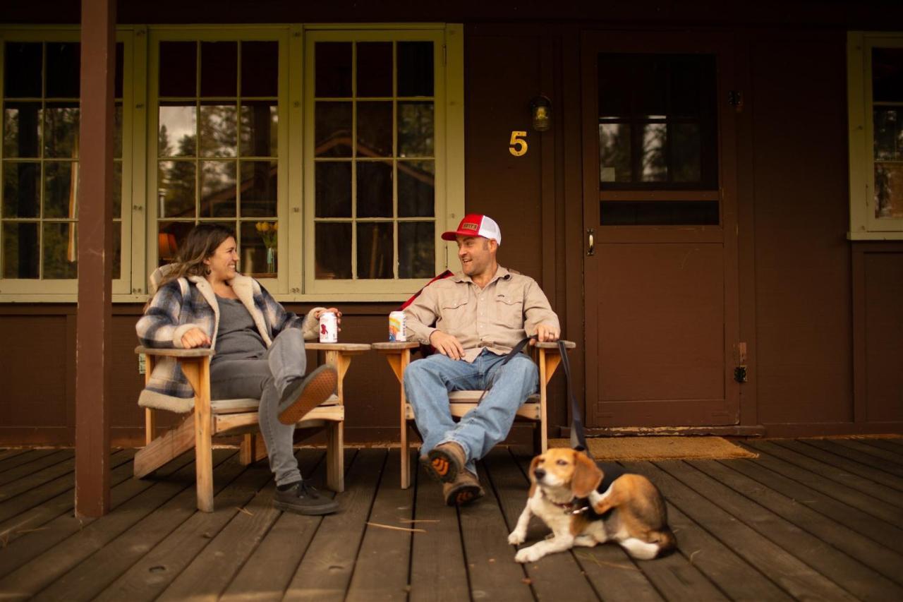 Lake Creek Lodge Camp Sherman Екстериор снимка