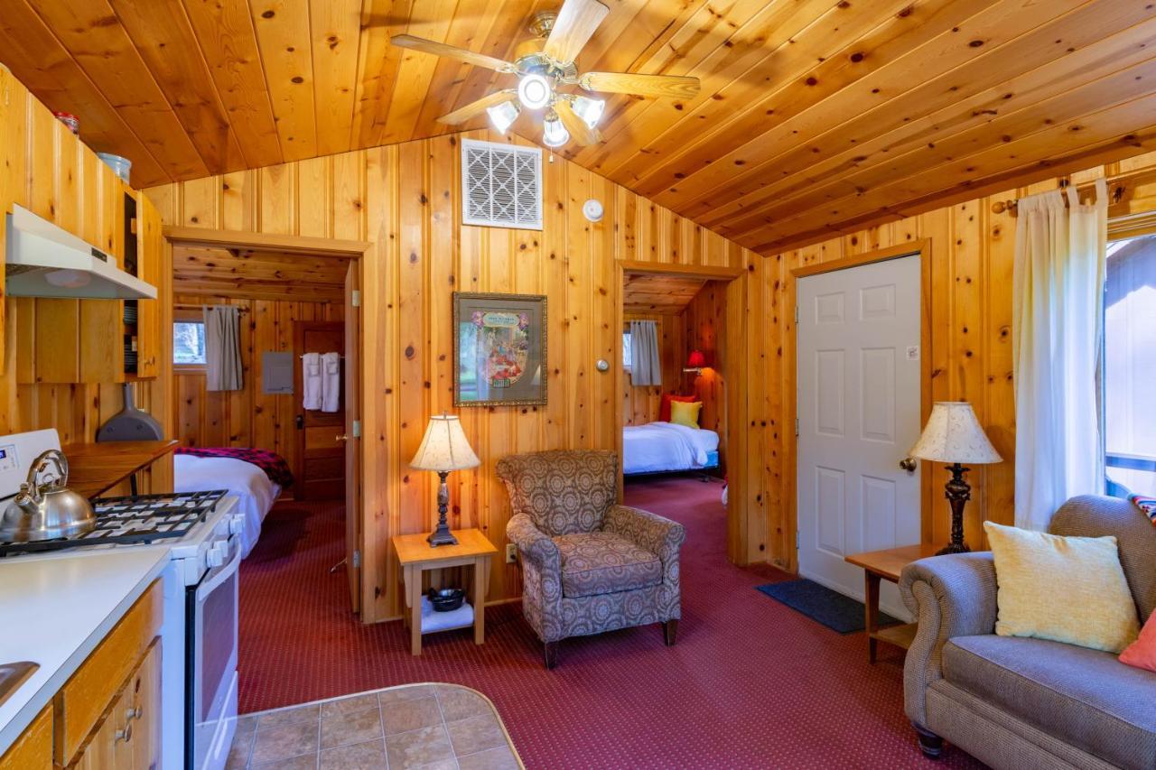 Lake Creek Lodge Camp Sherman Екстериор снимка