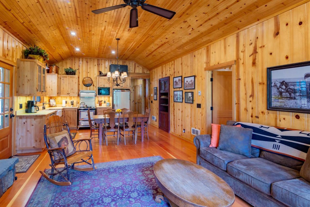Lake Creek Lodge Camp Sherman Екстериор снимка