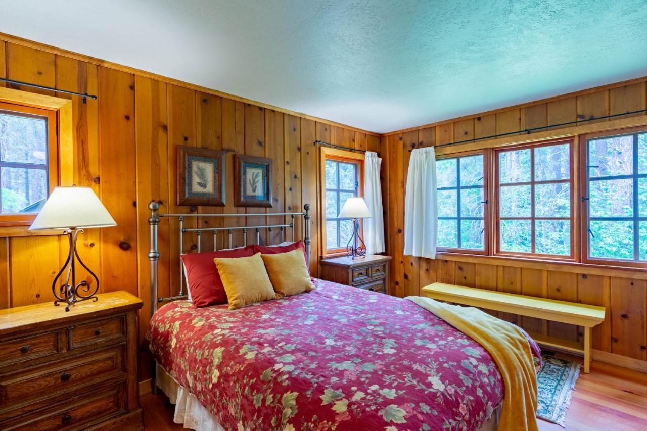 Lake Creek Lodge Camp Sherman Екстериор снимка