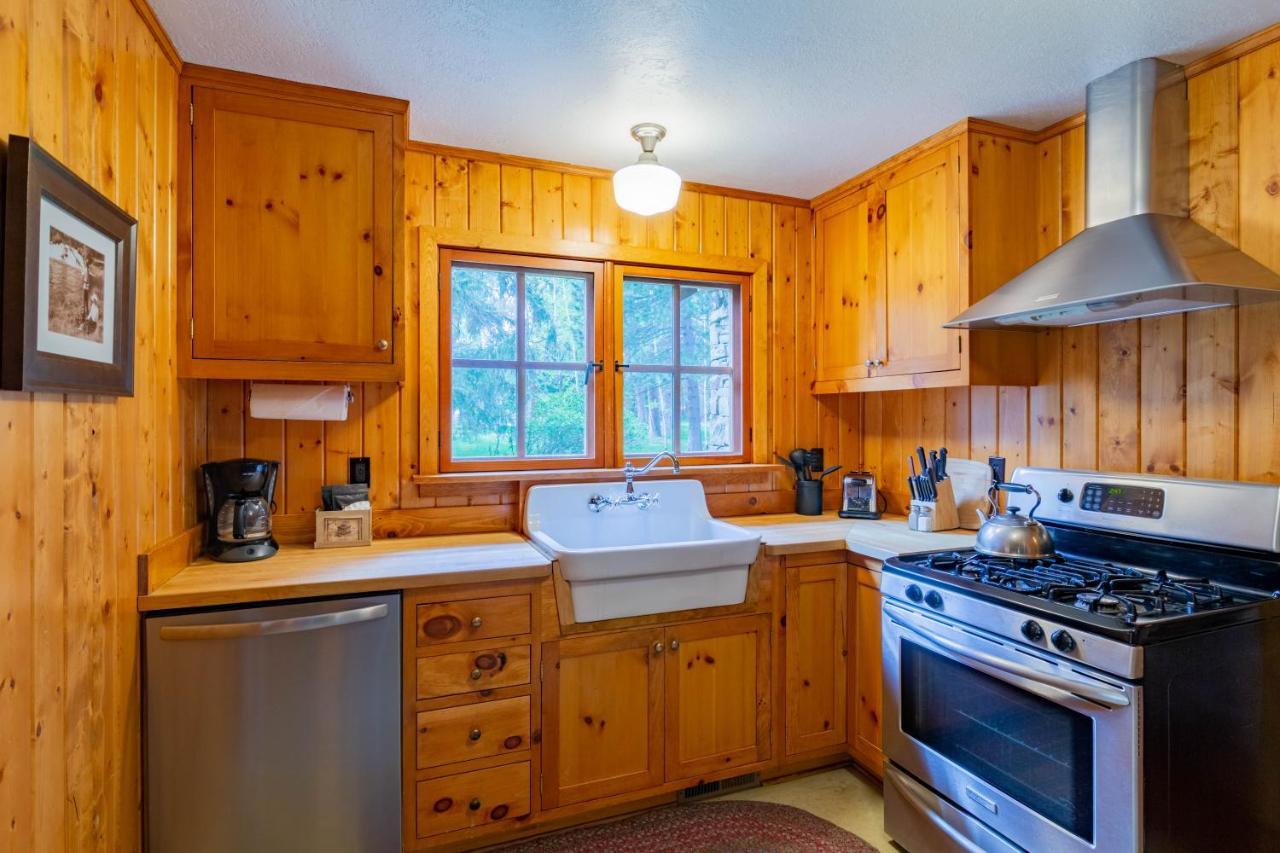 Lake Creek Lodge Camp Sherman Екстериор снимка